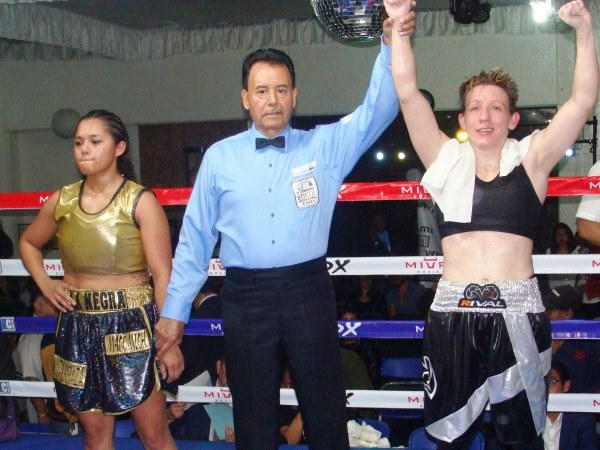 Layla McCarter Wins in Mexico City; Cecilia Braekhus Next