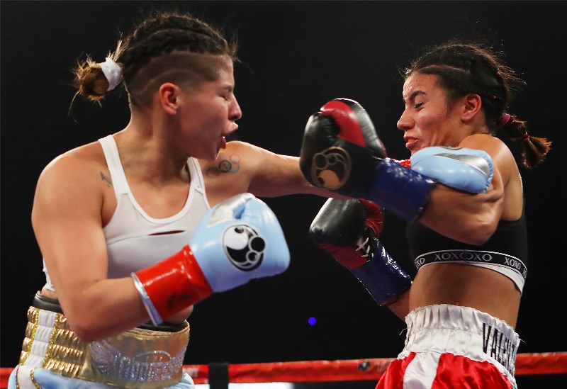 Marlen Esparza Closes Out 2017 In Easy Victory