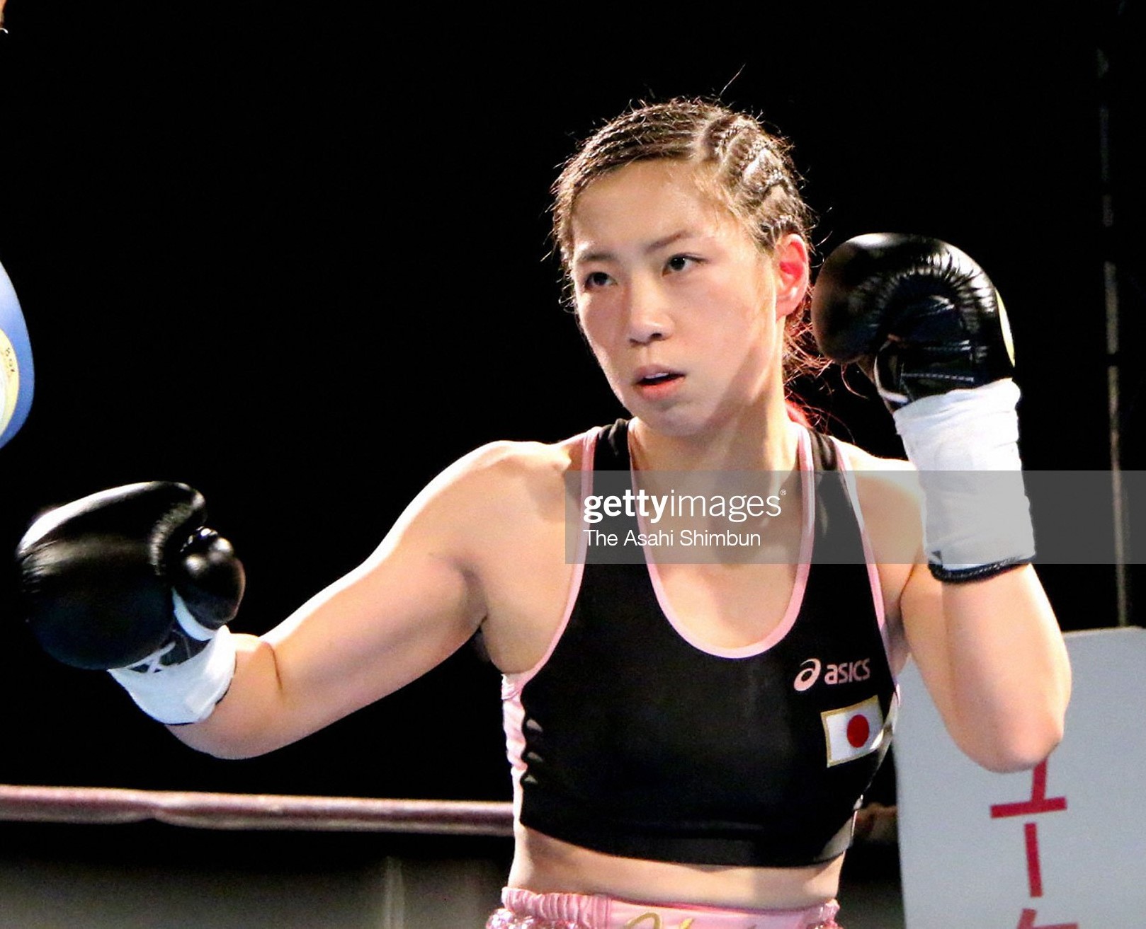 Yuko-Kuroki-Snatches-WBO-Atomweight-Title.jpg
