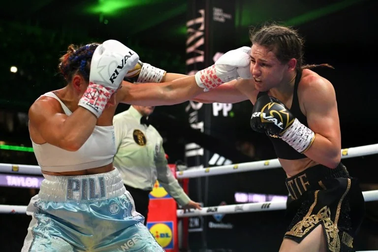 Katie-Taylor-Says-Goodbye-at-Croke-Park-After-Making-Boxing-History.jpg